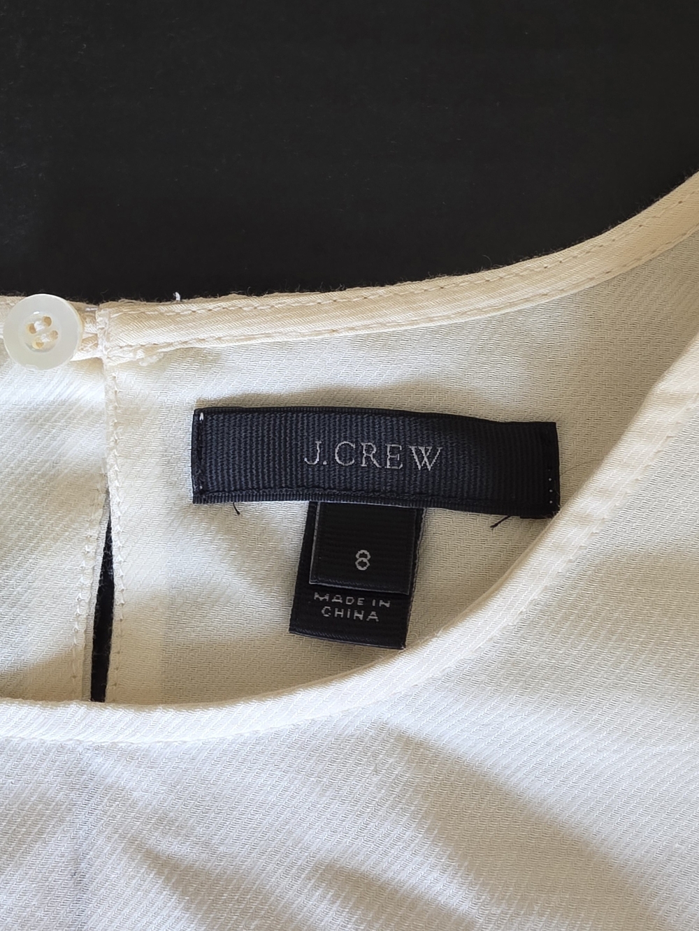 J. Crew Ivory Silk Blouse Plated Flutter Slevees Clean girl Mininmalist Scandi - Picture 3 of 7